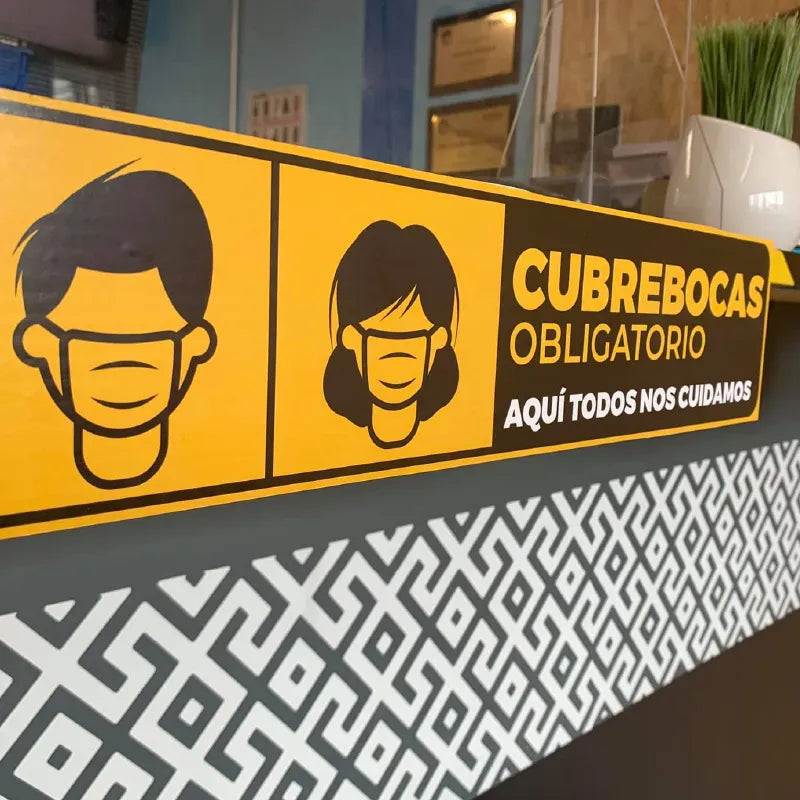 Señalética vinil sobre coroplast